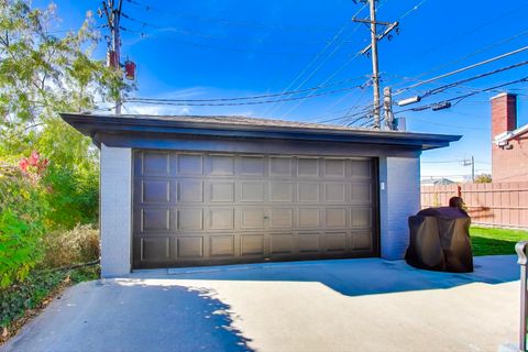 Tiny photo for 932 N Knight Avenue, Park Ridge, IL 60068 (MLS # 12542562)