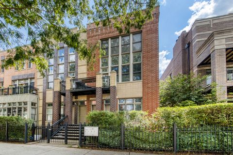 1509 W DIVERSEY Parkway B Chicago IL 60614