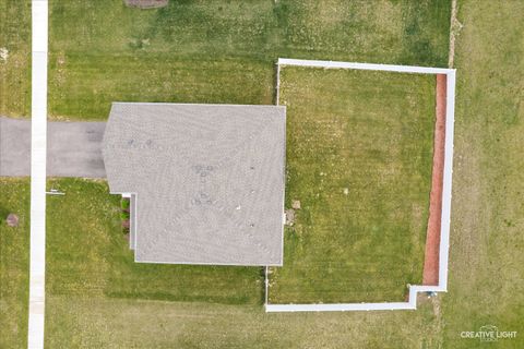 Tiny photo for 2730 Berrywood Lane, Yorkville, IL 60560 (MLS # 12654013)