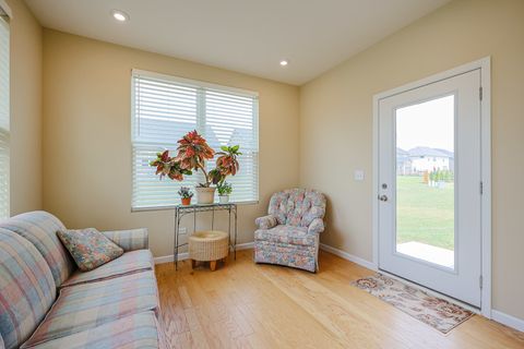 Tiny photo for 580 N Highlander Way, Addison, IL 60101 (MLS # 12424926)