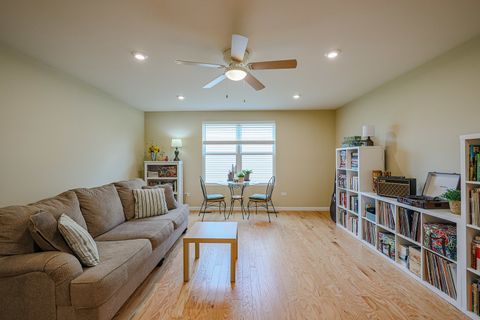 Tiny photo for 580 N Highlander Way, Addison, IL 60101 (MLS # 12424926)
