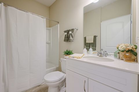 Tiny photo for 580 N Highlander Way, Addison, IL 60101 (MLS # 12424926)