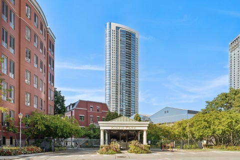 Photo of 501 N Clinton Street #1806, Chicago, IL 60654 (MLS # 12671865)