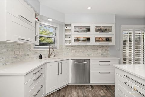 Tiny photo for 28 Ascot Circle, Schaumburg, IL 60194 (MLS # 12468418)