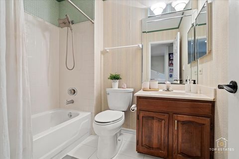 Tiny photo for 28 Ascot Circle, Schaumburg, IL 60194 (MLS # 12468418)
