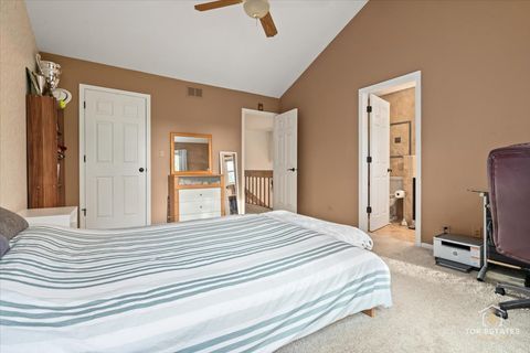 Tiny photo for 28 Ascot Circle, Schaumburg, IL 60194 (MLS # 12468418)