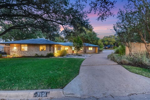 Photo of 7101 Sungate Drive, Austin, TX 78731 (MLS # 12787049)
