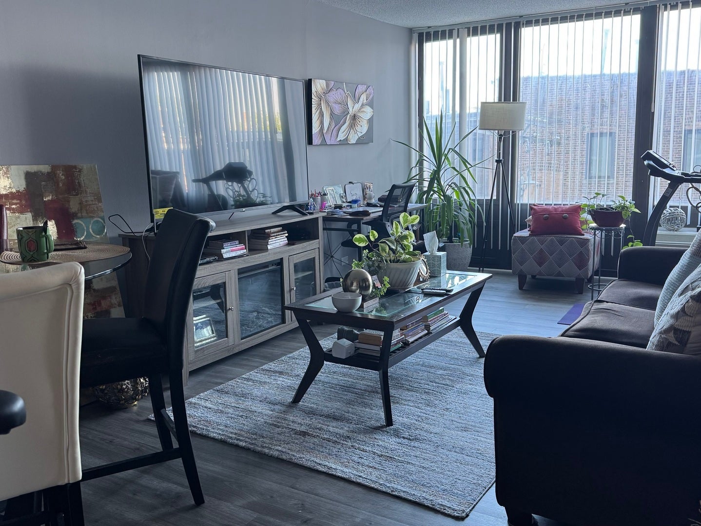 5320 N Sheridan Road 310