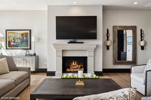 Tiny photo for 1109 W WASHINGTON Boulevard #6D, Chicago, IL 60607 (MLS # 12598930)