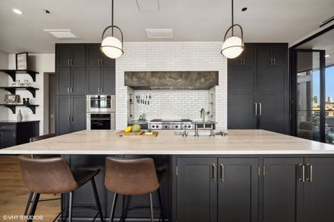 Tiny photo for 1109 W WASHINGTON Boulevard #6D, Chicago, IL 60607 (MLS # 12598930)