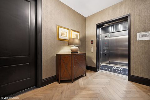 Tiny photo for 1109 W WASHINGTON Boulevard #6D, Chicago, IL 60607 (MLS # 12598930)