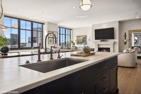 Tiny photo for 1109 W WASHINGTON Boulevard #6D, Chicago, IL 60607 (MLS # 12598930)