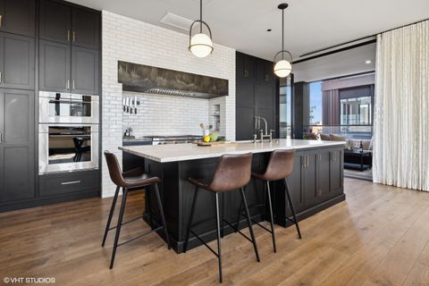 Tiny photo for 1109 W WASHINGTON Boulevard #6D, Chicago, IL 60607 (MLS # 12598930)