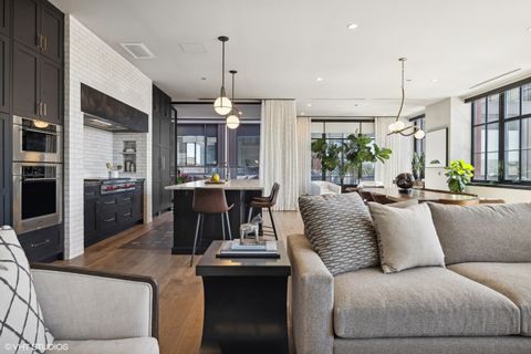 Tiny photo for 1109 W WASHINGTON Boulevard #6D, Chicago, IL 60607 (MLS # 12598930)