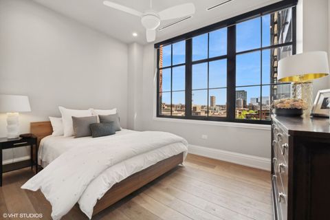 Tiny photo for 1109 W WASHINGTON Boulevard #6D, Chicago, IL 60607 (MLS # 12598930)