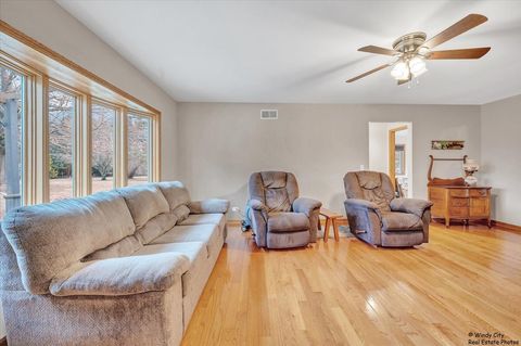 Tiny photo for 40W388 Guthrie Court, Hampshire, IL 60140 (MLS # 12589935)