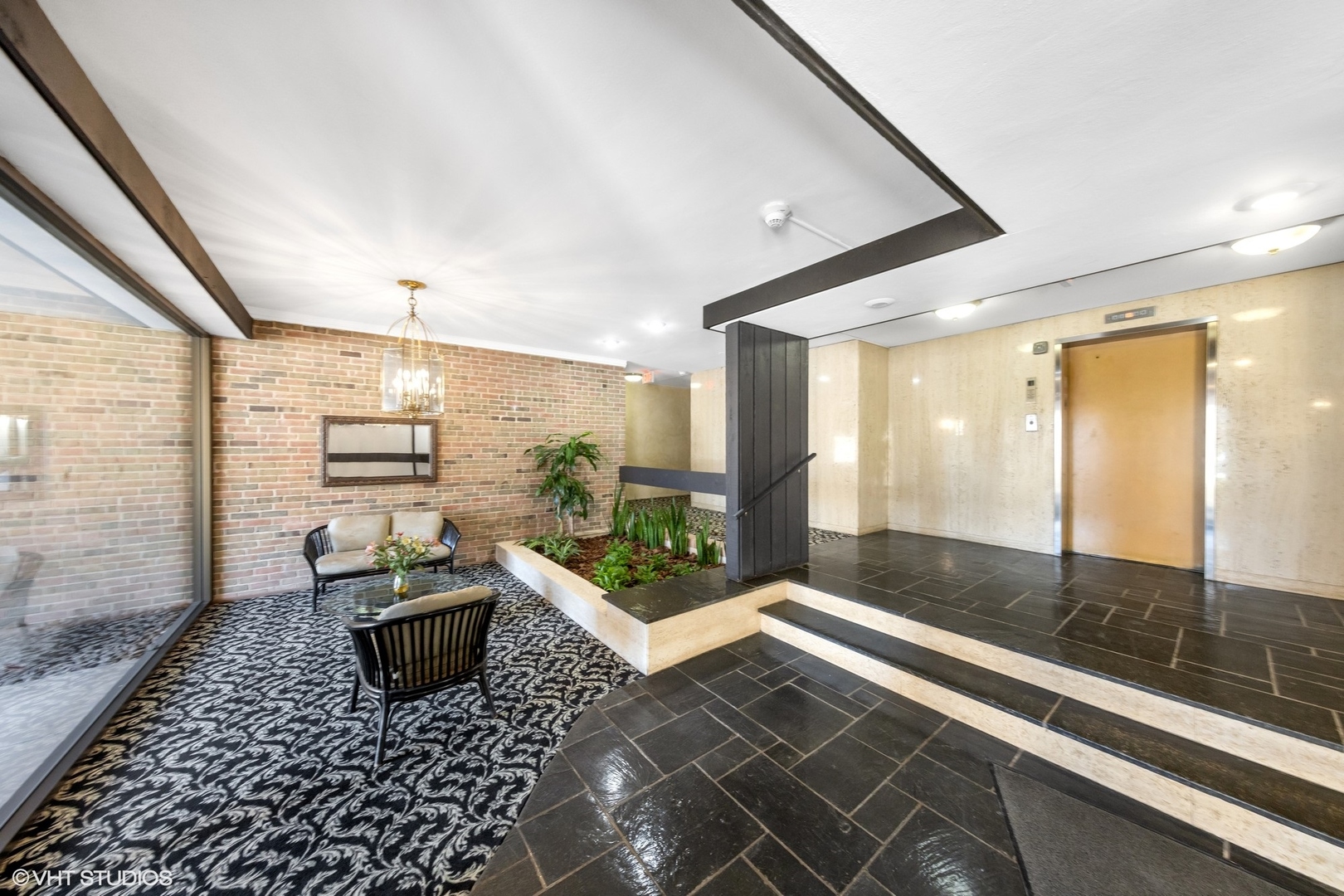 300 Claymoor Road 2E