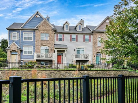 Tiny photo for 1090 Maubert Court, Carol Stream, IL 60188 (MLS # 12500615)