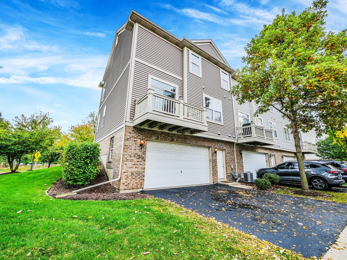 1090 Maubert Court