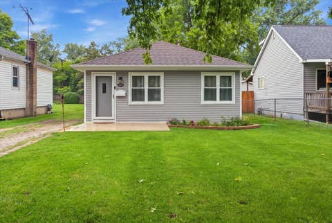 Photo of 123 Independence Avenue, Joliet, IL 60433 (MLS # 12726905)