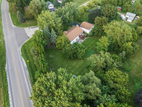 Tiny photo for 41W455 Brierwood Drive, St. Charles, IL 60175 (MLS # 12449872)