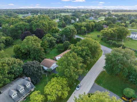 Tiny photo for 41W455 Brierwood Drive, St. Charles, IL 60175 (MLS # 12449872)