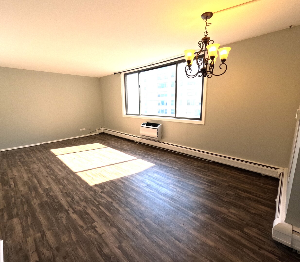 6325 N Sheridan Road 2003