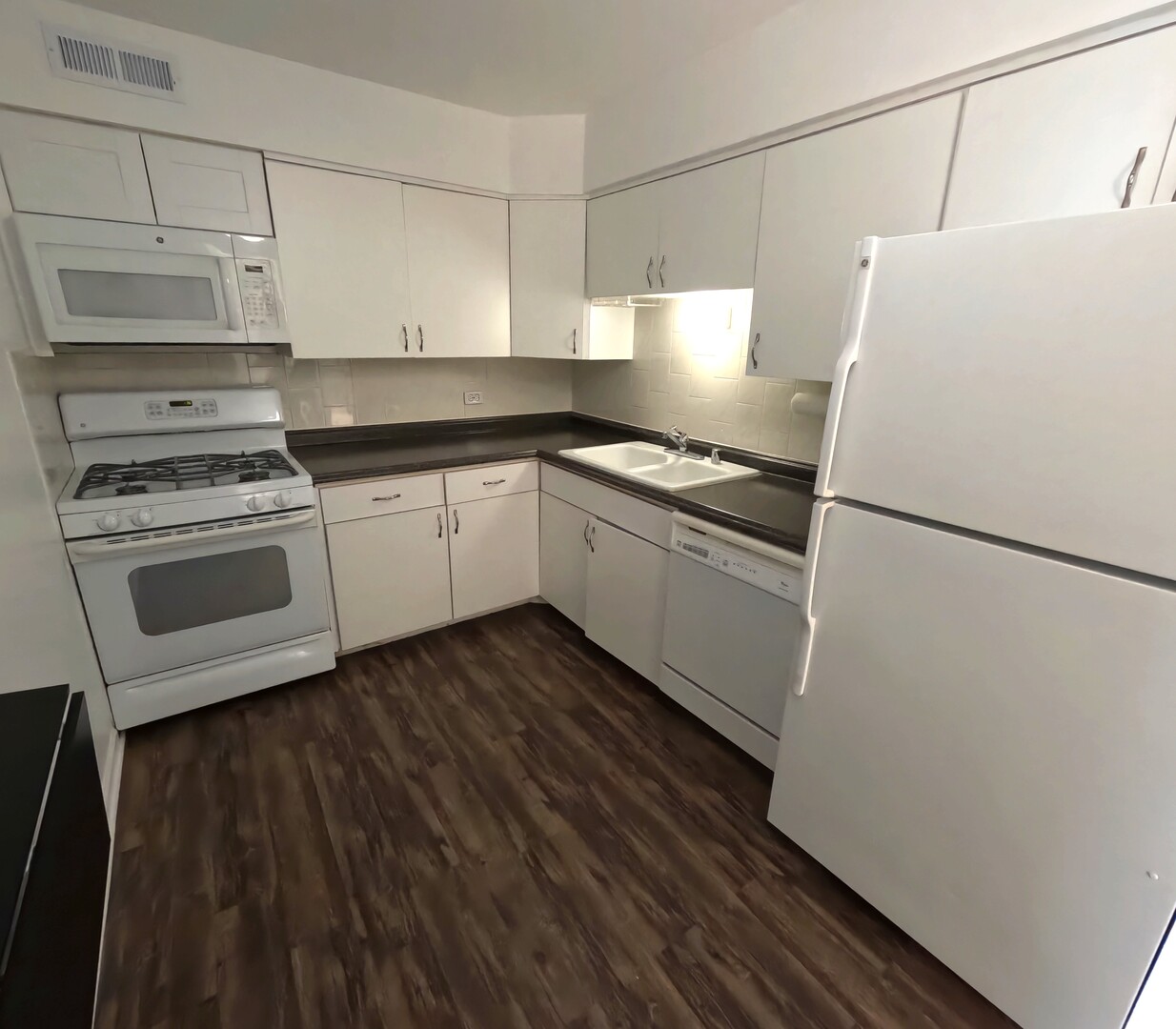 6325 N Sheridan Road 2003