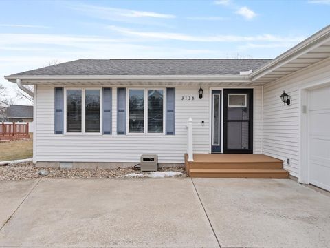 Tiny photo for 3125 Castlebury Place, Galesburg, IL 61401 (MLS # 12568044)