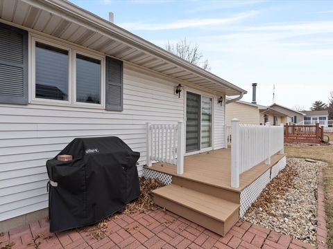 Tiny photo for 3125 Castlebury Place, Galesburg, IL 61401 (MLS # 12568044)
