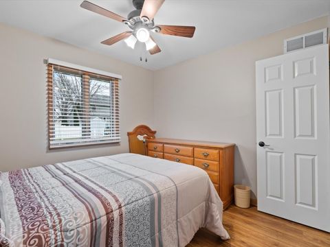 Tiny photo for 3125 Castlebury Place, Galesburg, IL 61401 (MLS # 12568044)