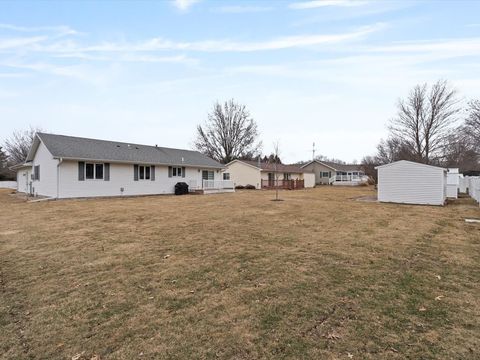 Tiny photo for 3125 Castlebury Place, Galesburg, IL 61401 (MLS # 12568044)
