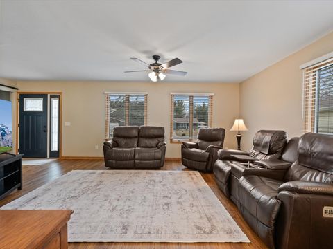 Tiny photo for 3125 Castlebury Place, Galesburg, IL 61401 (MLS # 12568044)