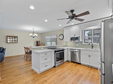 Tiny photo for 3125 Castlebury Place, Galesburg, IL 61401 (MLS # 12568044)