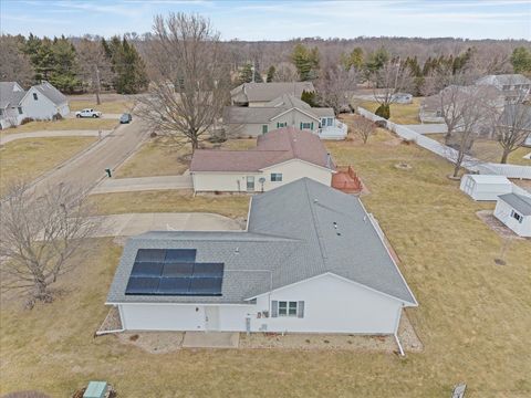 Tiny photo for 3125 Castlebury Place, Galesburg, IL 61401 (MLS # 12568044)