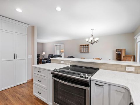 Tiny photo for 3125 Castlebury Place, Galesburg, IL 61401 (MLS # 12568044)