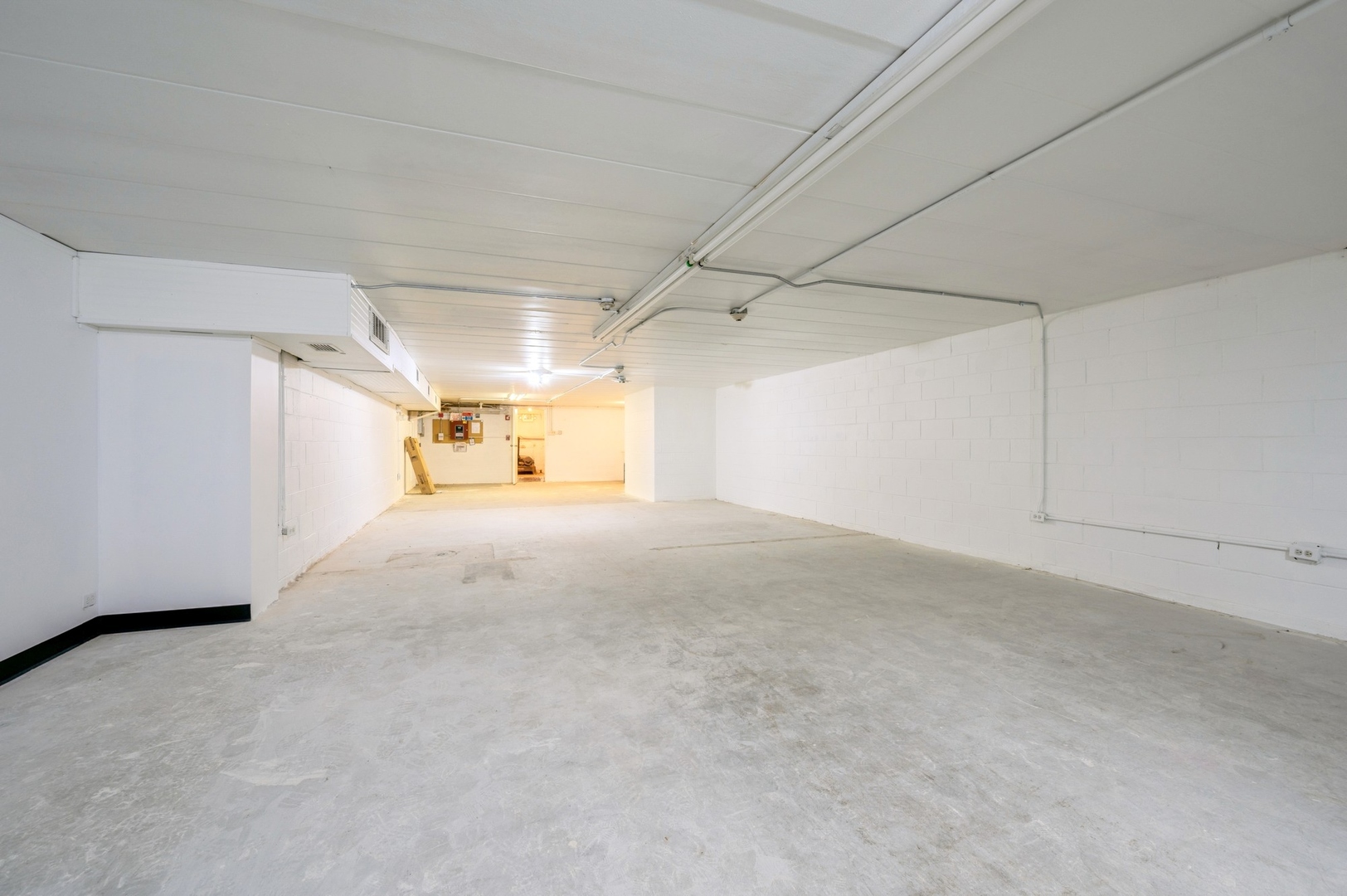 Berwyn, Illinois 60402, United States, ,Commercial,Active,146447