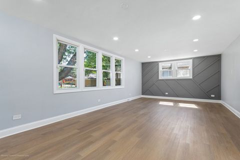 Tiny photo for 14733 Clark Street, Dolton, IL 60419 (MLS # 12483836)