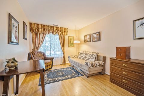 Tiny photo for 1500 Harbour Drive #2k, Wheeling, IL 60090 (MLS # 12457087)
