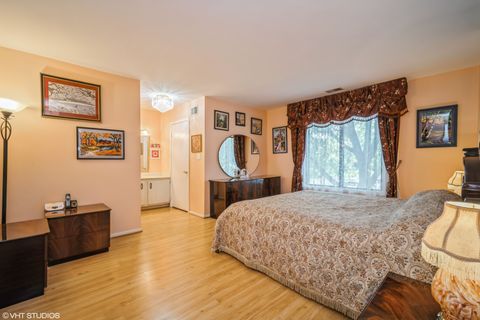Tiny photo for 1500 Harbour Drive #2k, Wheeling, IL 60090 (MLS # 12457087)