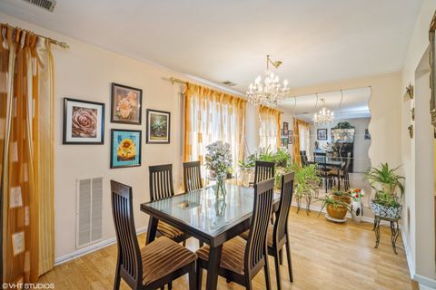 Tiny photo for 1500 Harbour Drive #2k, Wheeling, IL 60090 (MLS # 12457087)