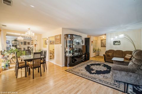 Tiny photo for 1500 Harbour Drive #2k, Wheeling, IL 60090 (MLS # 12457087)