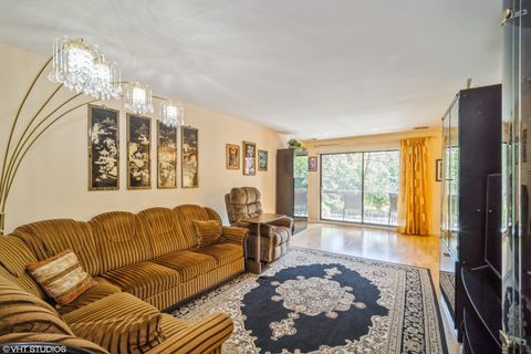 Tiny photo for 1500 Harbour Drive #2k, Wheeling, IL 60090 (MLS # 12457087)