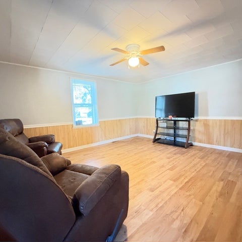 Tiny photo for 1318 E Washington Street, Clinton, IL 61727 (MLS # 12777104)