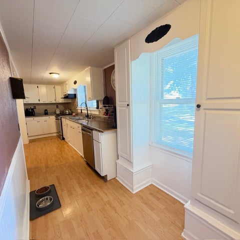Tiny photo for 1318 E Washington Street, Clinton, IL 61727 (MLS # 12777104)