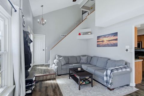 Tiny photo for 345 Redwing Drive, Bolingbrook, IL 60440 (MLS # 12573165)