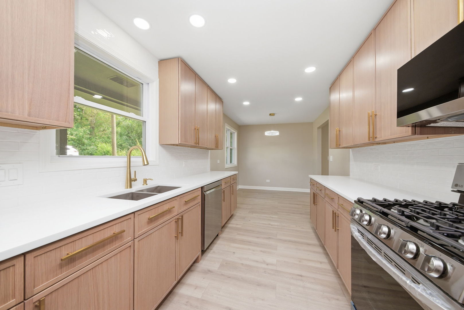 1302 S Lawler Avenue