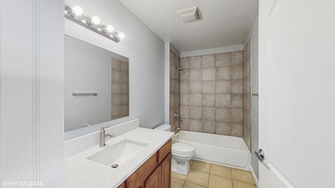 Tiny photo for 3447 Ridgeland Avenue #301, Berwyn, IL 60402 (MLS # 12431243)