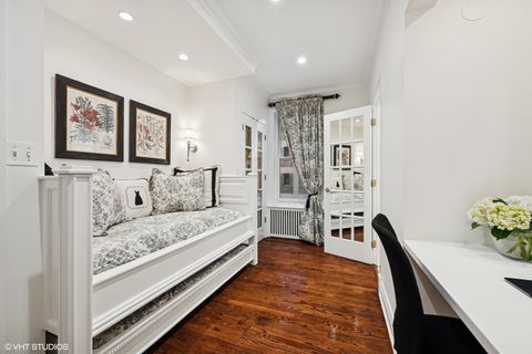 Tiny photo for 3500 N Lake Shore Drive #3C, Chicago, IL 60657 (MLS # 12437225)