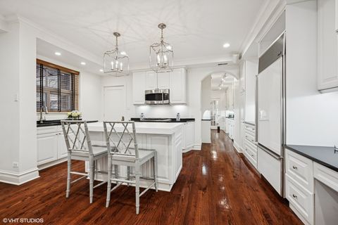 Tiny photo for 3500 N Lake Shore Drive #3C, Chicago, IL 60657 (MLS # 12437225)